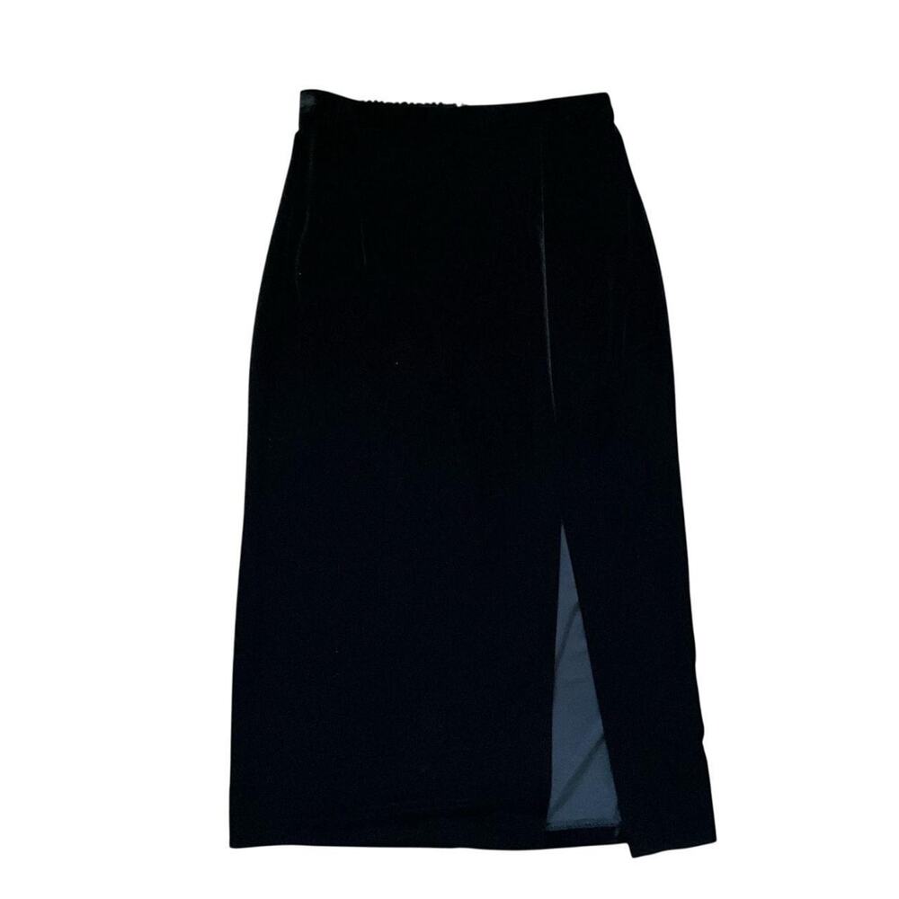 R&K Evening Black Velvet Skirt: Y2K, Modern